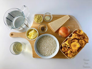 Chanterelle Mushroom Risotto (Risotto ai Finferli) – The Ultimate Fall Dish ingredients