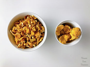 chanterelles in a bowl