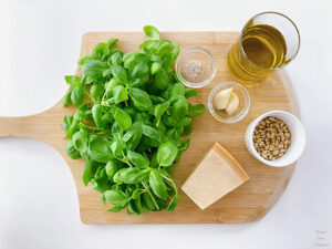 Homemade Pesto alla Genovese🌿 ingredients