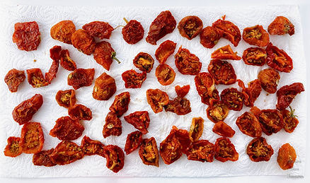 sun-dried tomatoes on kitchen paper