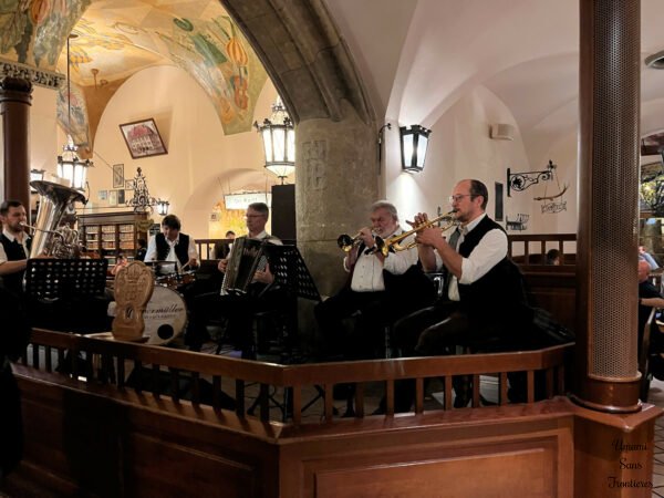 Munich Music band in the Hofbräuhaus München