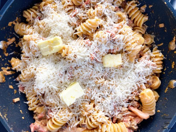 Pasta alla boscaiola cremosa pasta tomato cream sauce butter parmesan cheese
