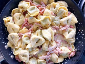 Tortellini tortellini gorgonzola cheese parmesan (parmigiano) cheese bacon