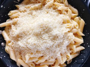 Gorgonzola pasta parmigiano cheese