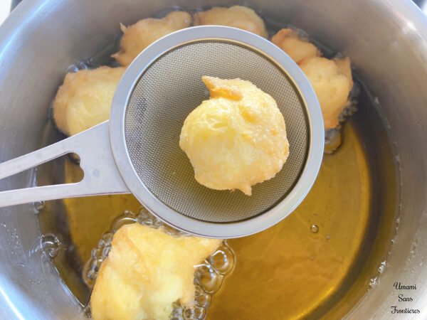 Oil Pets de Nonne Nun’s Puffs
