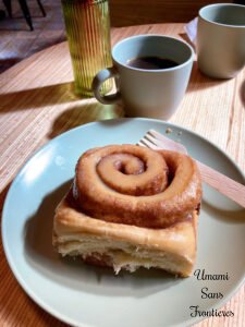 Cinnamon Roll cafe