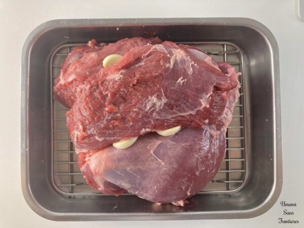 Lamb meat garlics