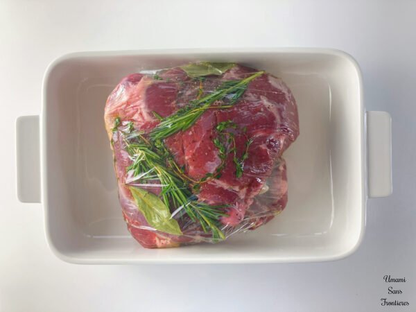 lamb meat herbes garlics