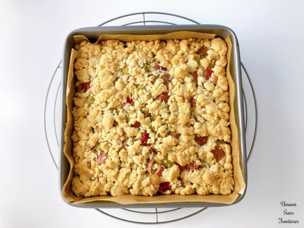 Baked cake