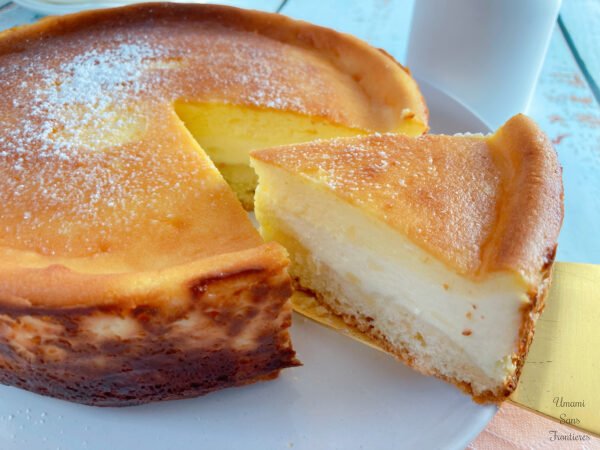 German cheese cake piece of cake cake server