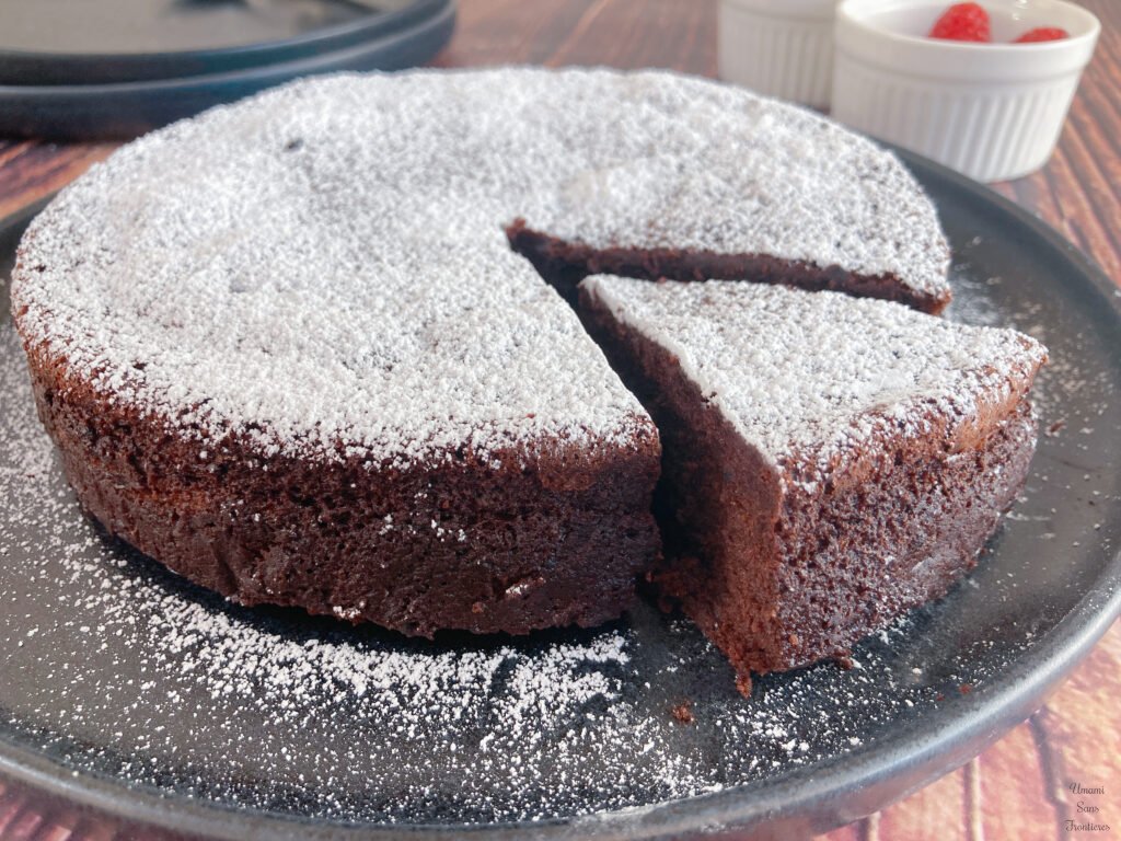 one piece and hole of gateau au chocolat
