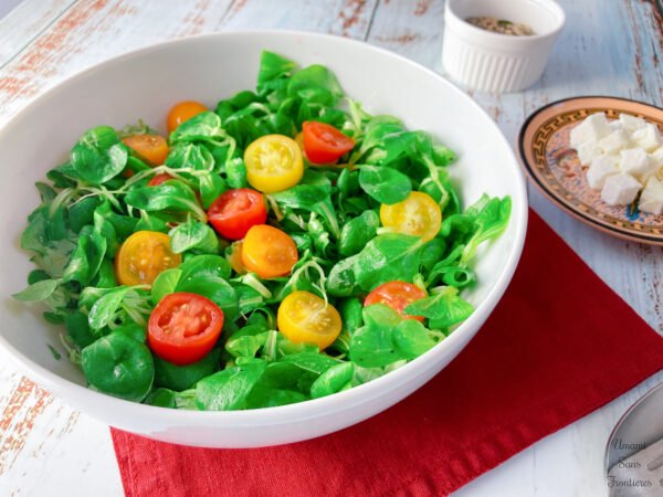 Raspberry Vinaigrette & Lamb's Lettuce Salad – French-Inspired Favorite Feta cheese salad mix