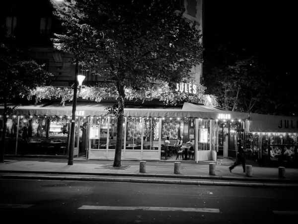 Cafés in Paris