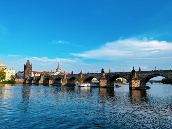Discovering Prague: A Journey Through History, Art, and Flavor 🇨🇿