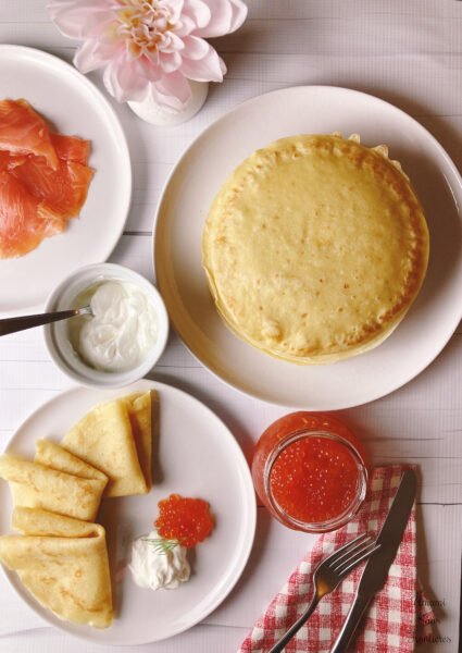 🇷🇺Russian Blini 🥞A Classic Dish with Salmon Roe and Sour Cream