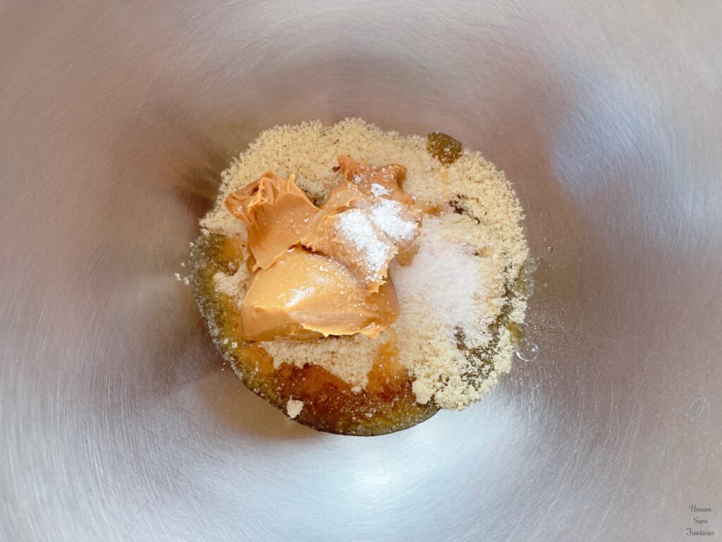 peanut butter almond powder maple syrop vanilla sugar salt