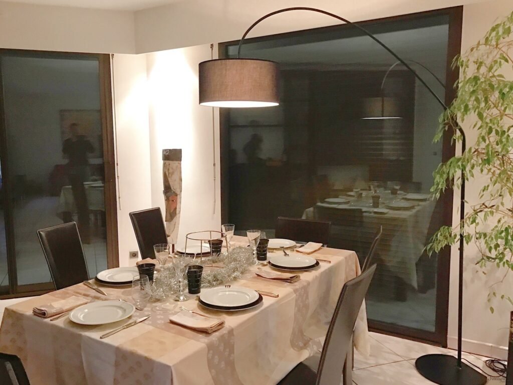 Christmas table setting