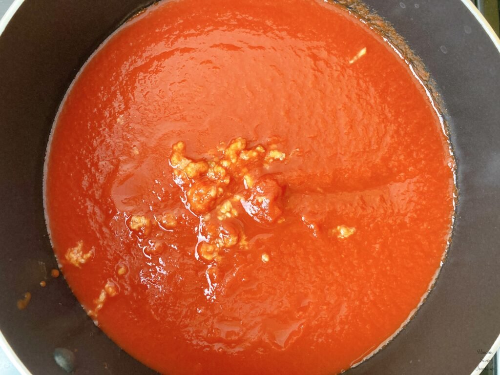 tomato puree garlic 
