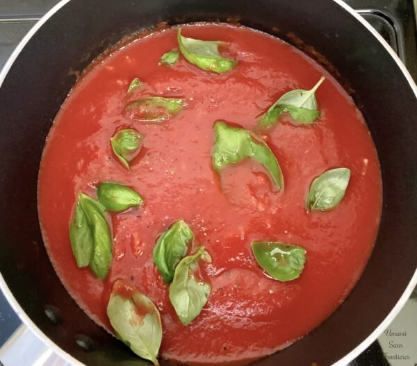 tomato puree basil leaves salt pepper