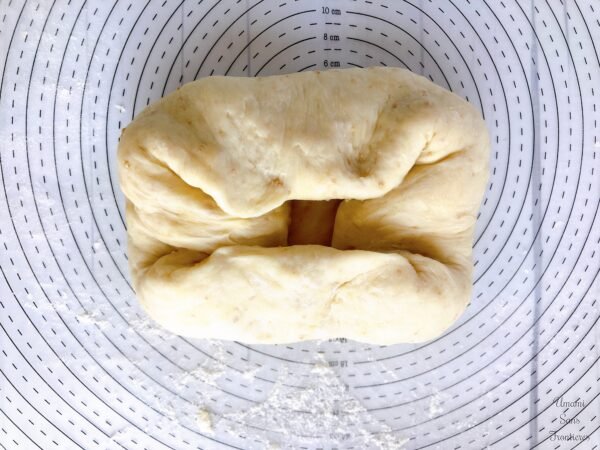 fold dough 
