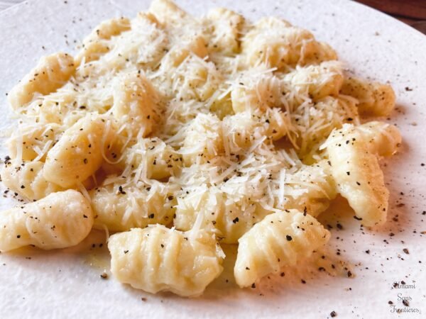 gnocchi pepper butter cheese