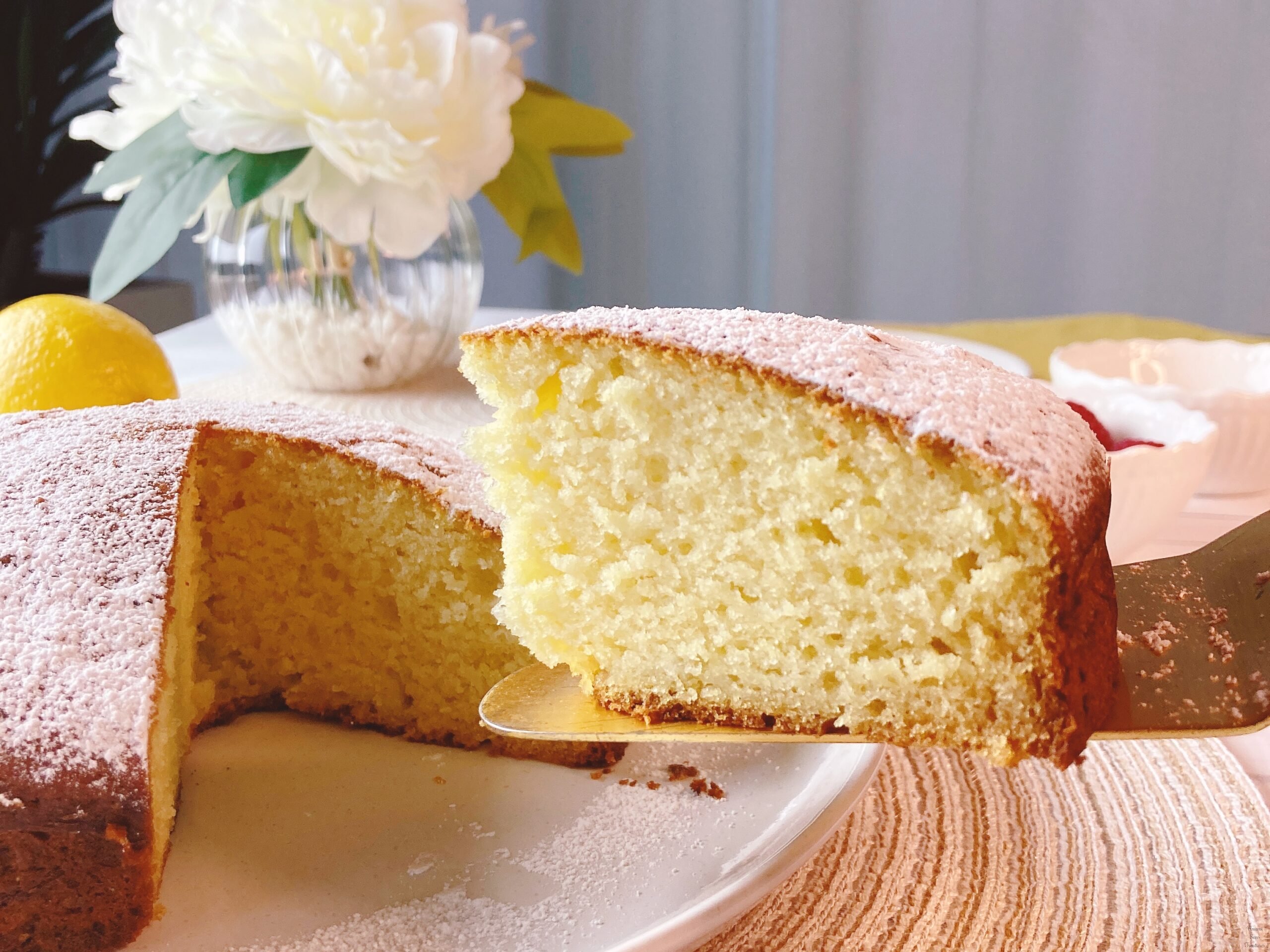 piece of ricotta cake