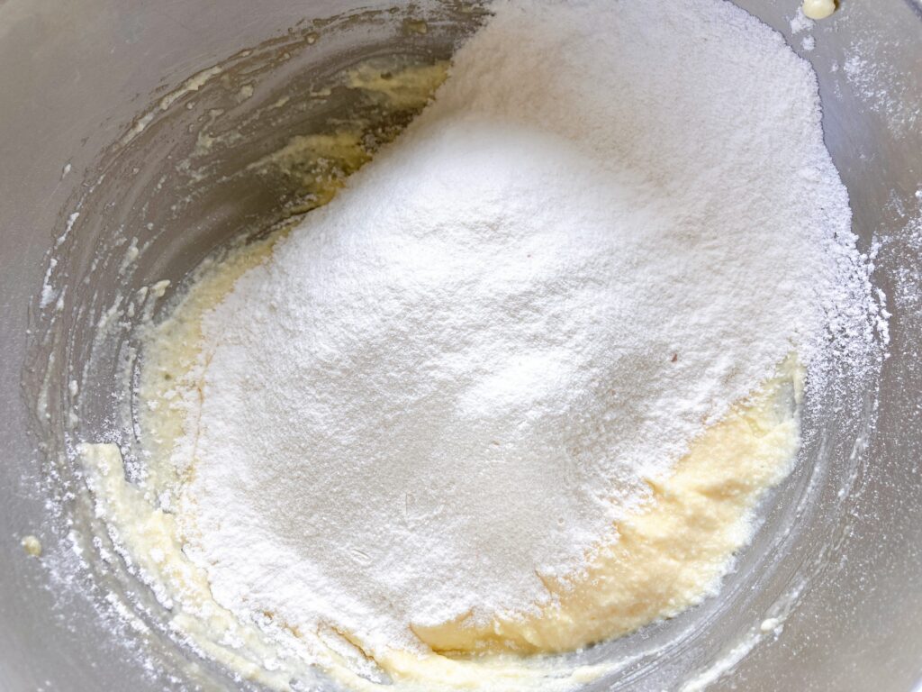 flour BP salt vanilla sugar batter