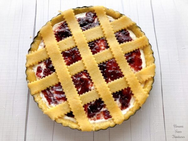 strips dough on the jam