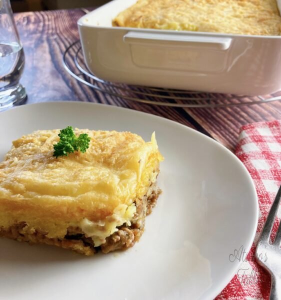 Mashed Potato Gratin with Minced Meat hachis parmentier one piece