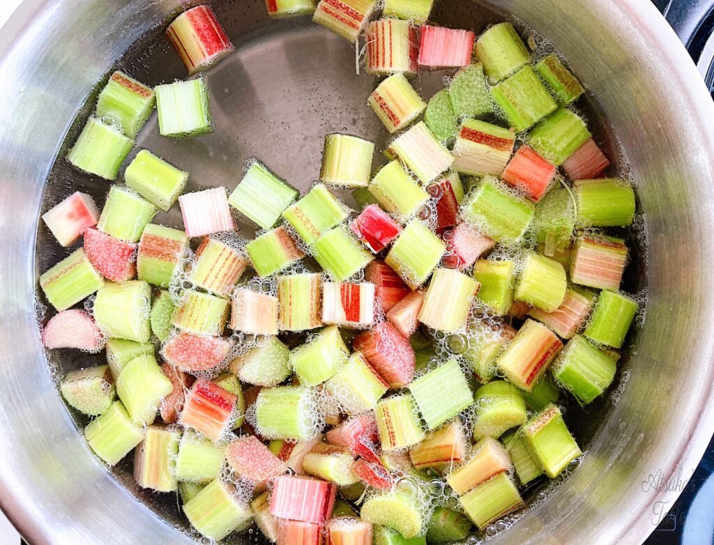 rhubarb water