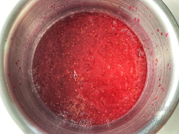 blendered berry sauce