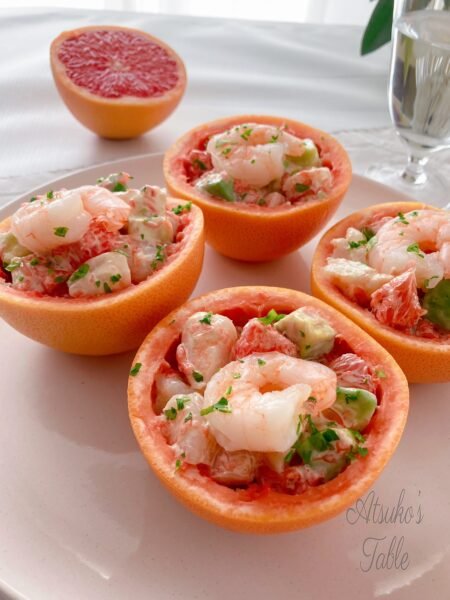 Refreshing Grapefruit Salad with Shrimp and Avocado