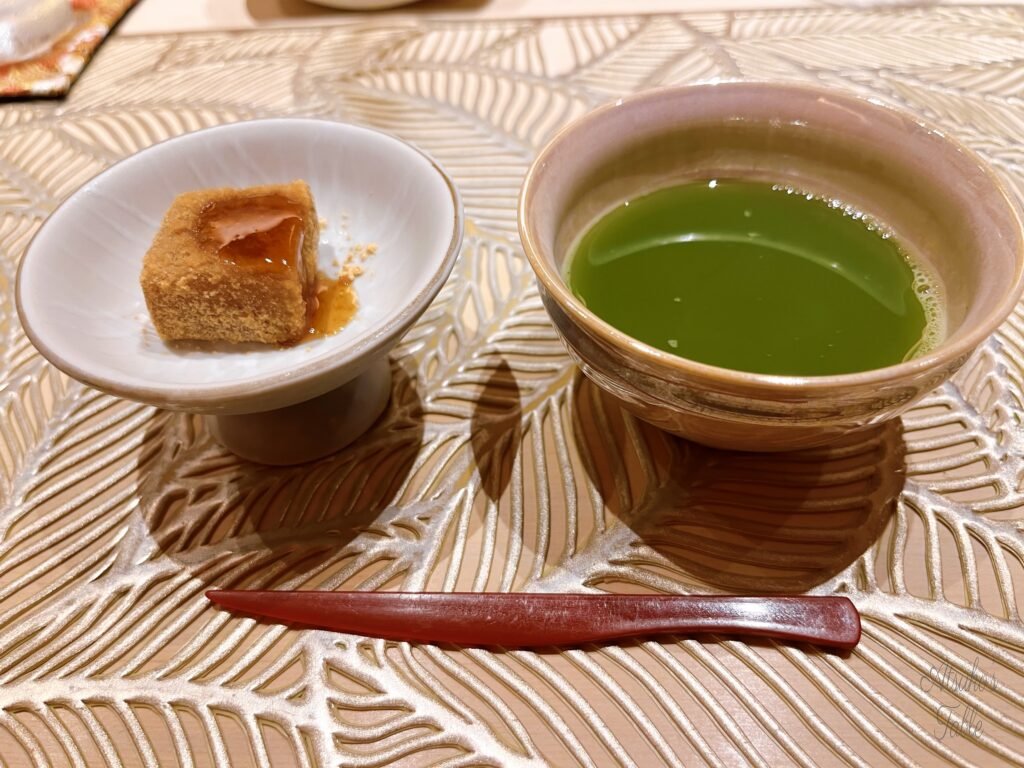 warabi mochi matcha