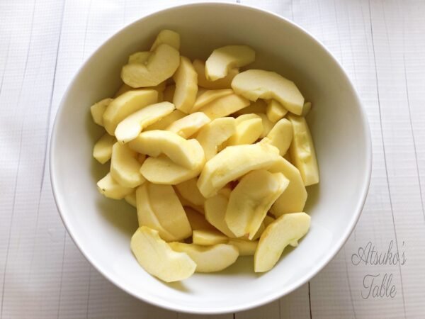 cut apples